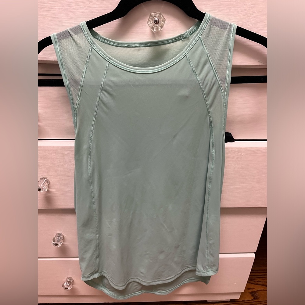 Lululemon sculpt tank